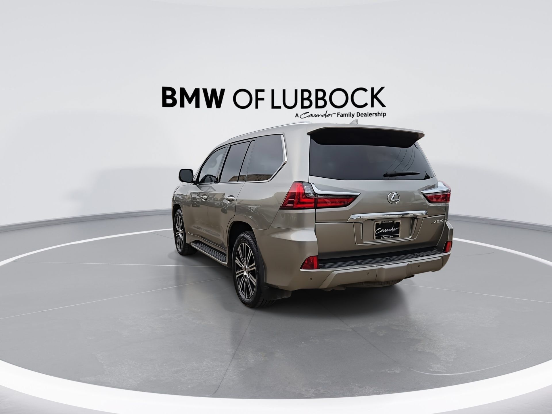 Used 2019 Lexus LX 570 4WD w/ Luxury Package image 7