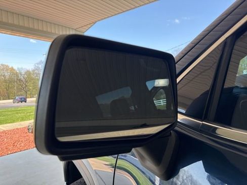 Used 2021 GMC Sierra 1500 SLT w/ SLT Premium Plus Package AWD/4WD image 41