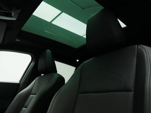 Used 2025 BMW X2 xDrive28i w/ Convenience Package image 23