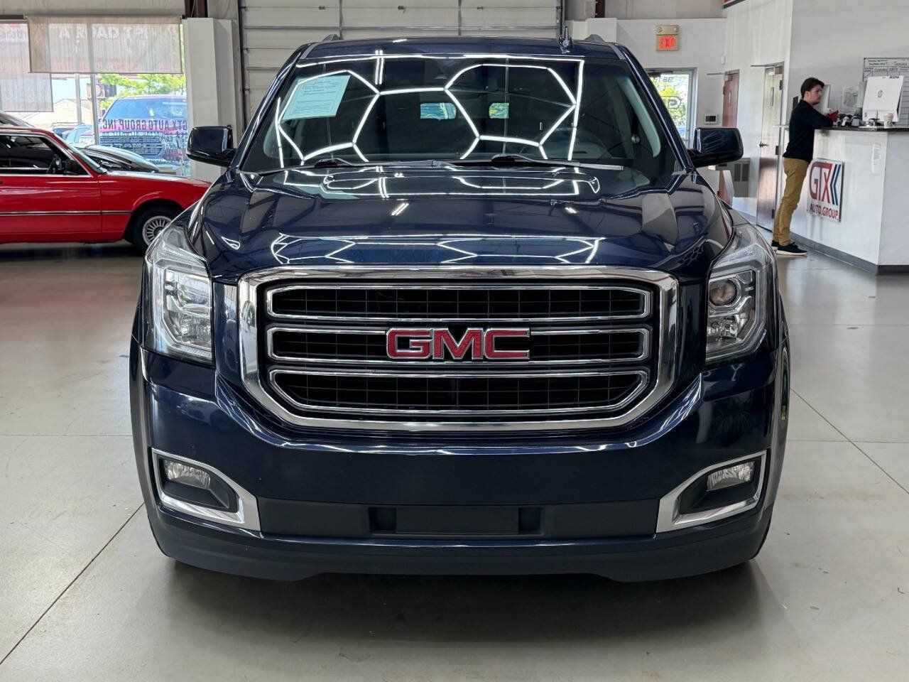 Used 2019 GMC Yukon SLT w/ HD Trailering Package AWD/4WD image 6