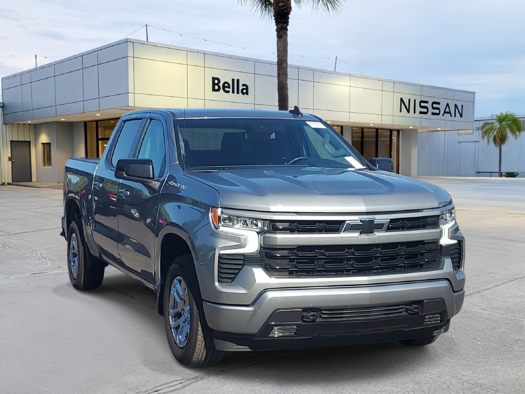 Used 2026 Chevrolet Silverado 1500 RST RWD image 9