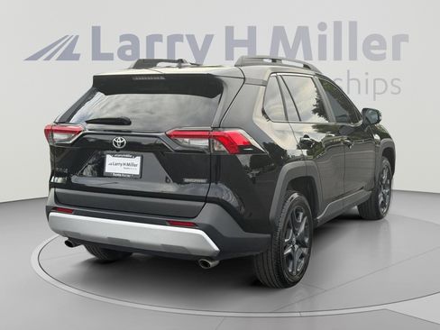 Used 2024 Toyota RAV4 Adventure AWD/4WD image 5