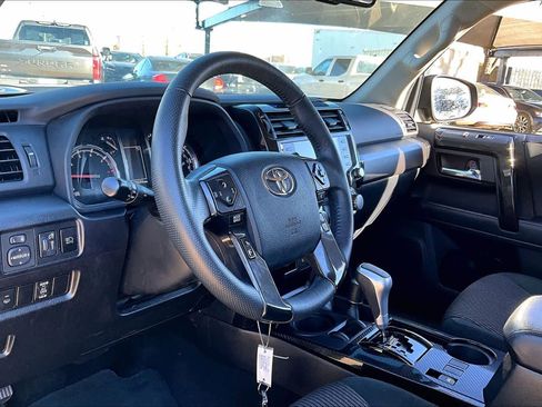 Used 2021 Toyota 4Runner TRD Off-Road image 16