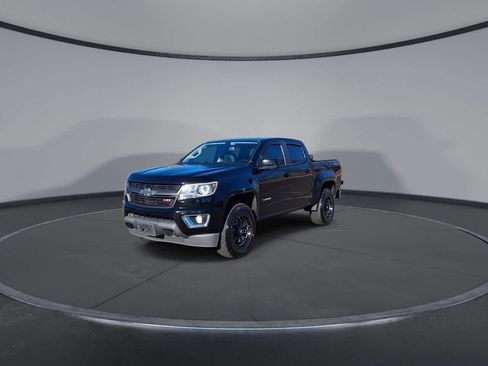 Used 2015 Chevrolet Colorado Z71 image 3