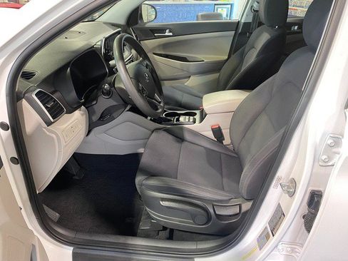 Used 2019 Hyundai Tucson SE AWD/4WD image 8