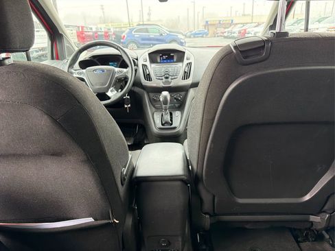 Used 2016 Ford Transit Connect XLT image 17
