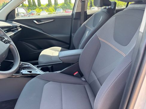 Used 2026 Kia Niro LX FWD image 24