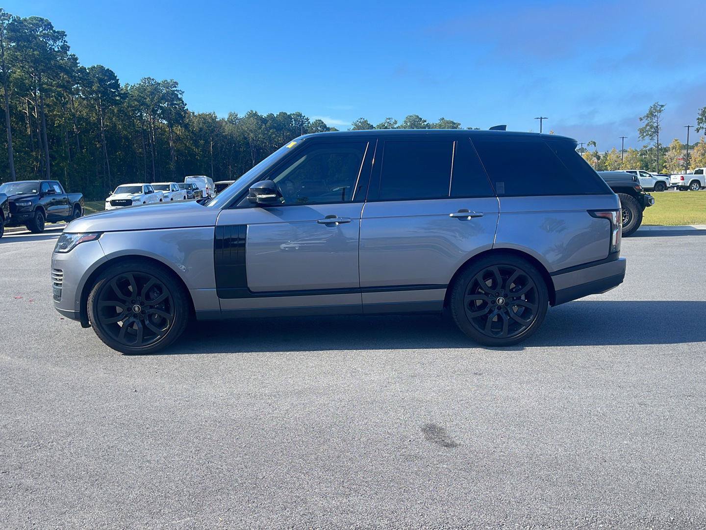 Used 2022 Land Rover Range Rover Westminster Edition AWD/4WD image 4