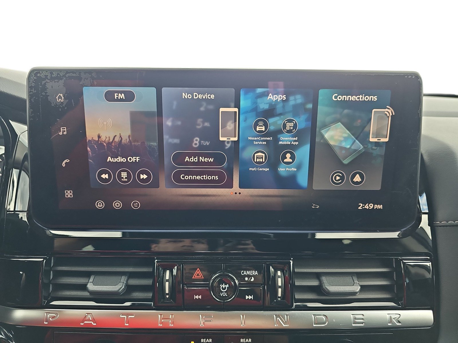 Used 2026 Nissan Pathfinder SV FWD image 18