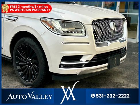 Used 2018 Lincoln Navigator Reserve w/ Technology Package image 10