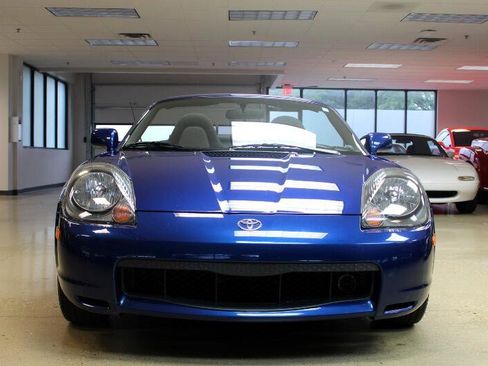 Used 2001 Toyota MR2 image 38