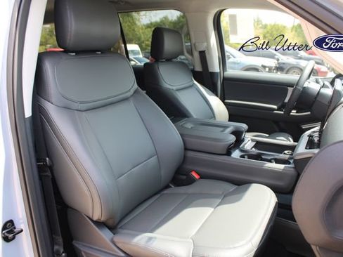 New 2027 Ford Expedition Active RWD image 9