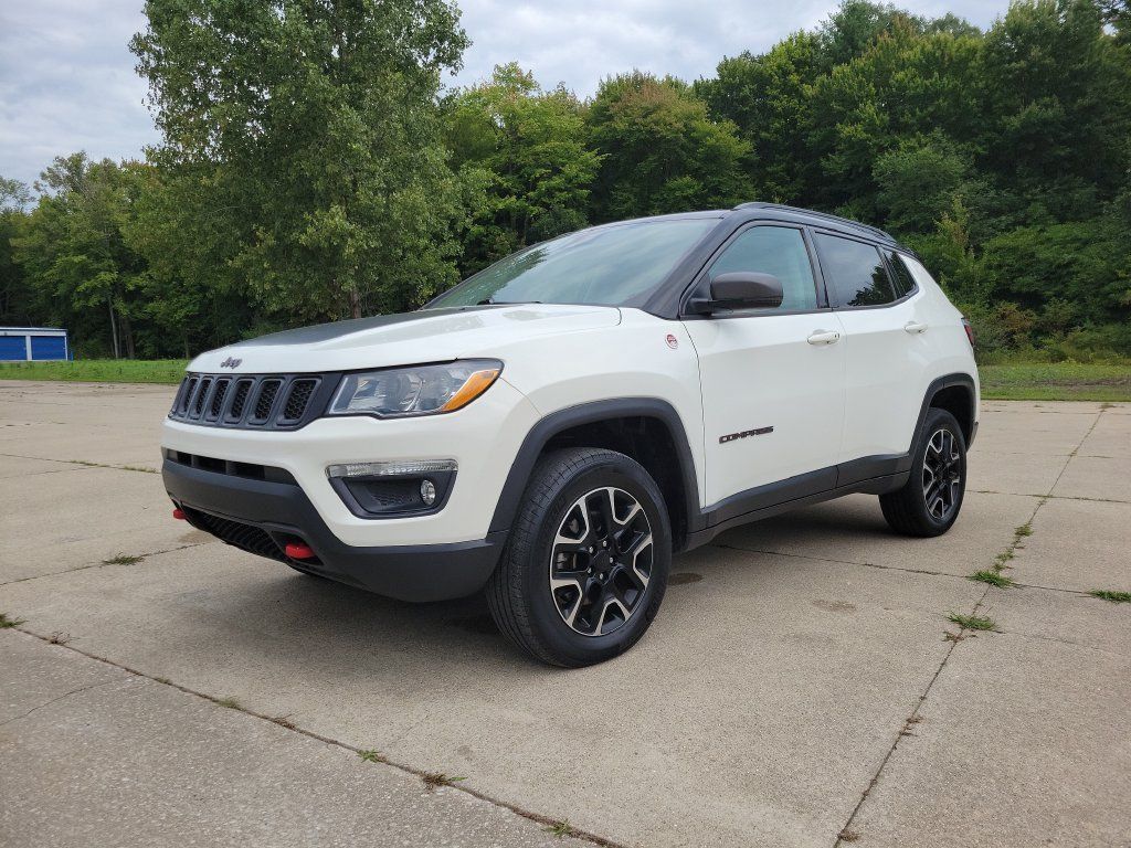 Used 2021 Jeep Compass Trailhawk AWD/4WD image 2