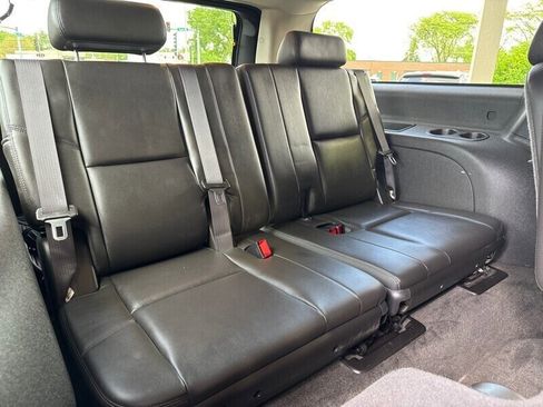 Used 2014 GMC Yukon XL Denali image 17