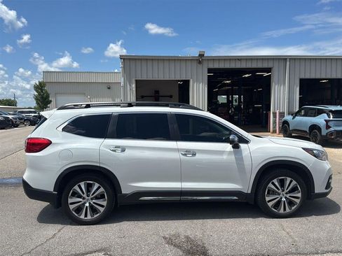 Used 2020 Subaru Ascent Touring w/ Popular Package #2A AWD/4WD image 2