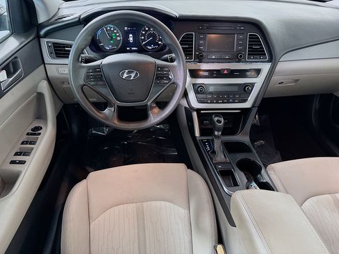 Used 2016 Hyundai Sonata SE FWD image 17