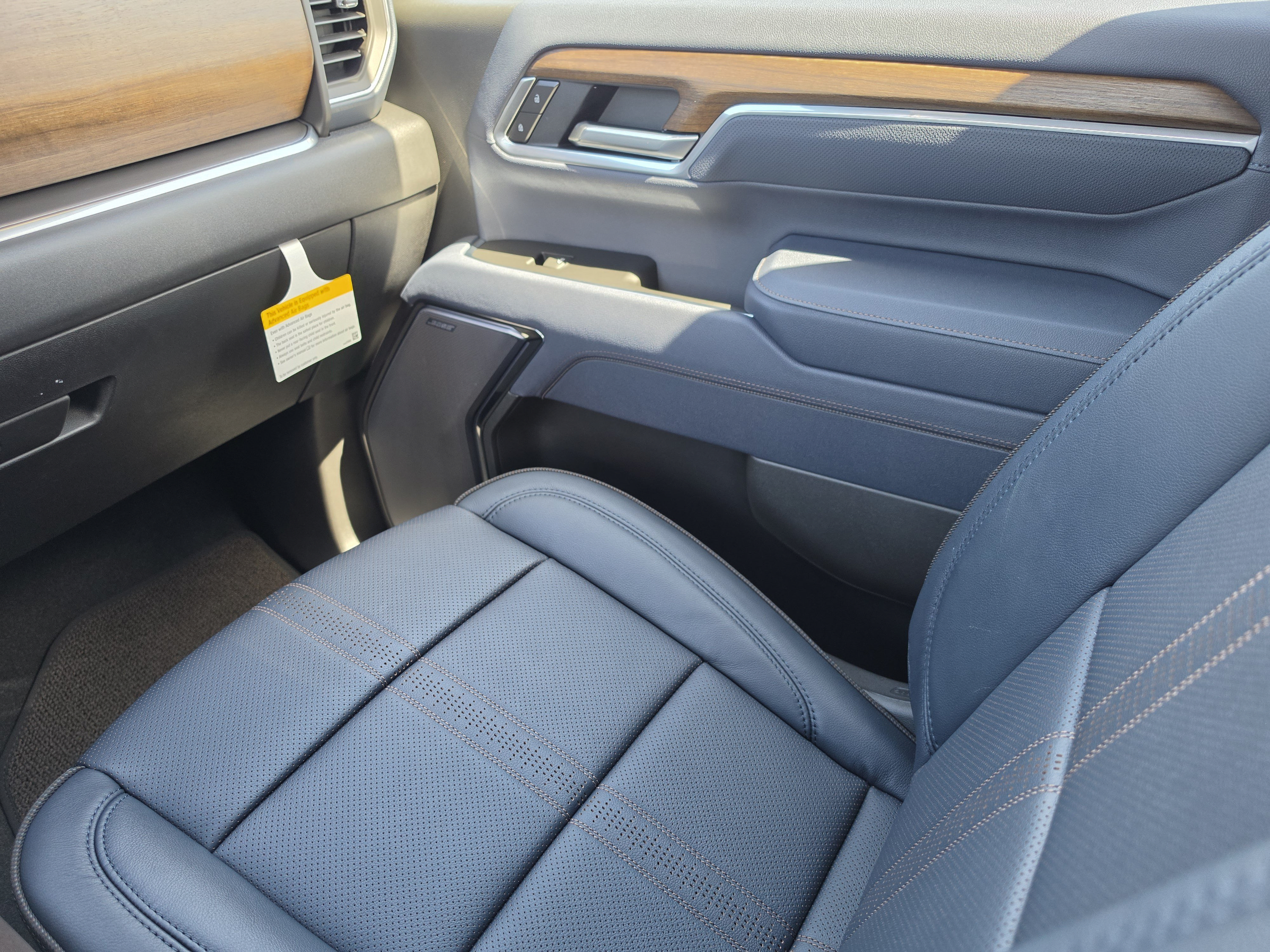 New 2026 Chevrolet Silverado 2500 High Country w/ Technology Package AWD/4WD image 22