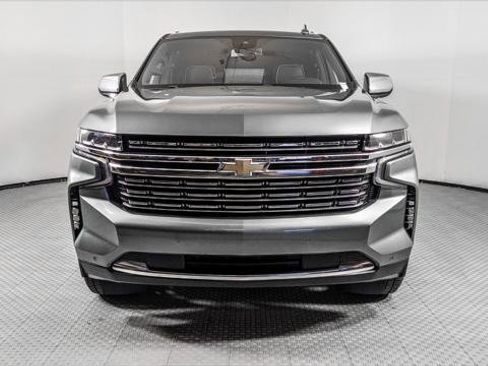 Used 2023 Chevrolet Suburban Premier RWD image 12