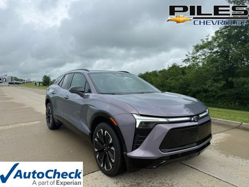 Used 2025 Chevrolet Blazer EV RS AWD/4WD image 1