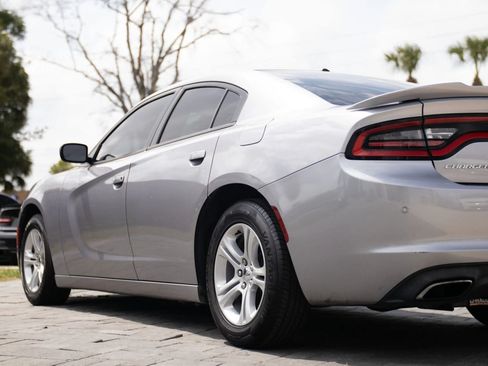 Used 2016 Dodge Charger SE w/ Popular Equipment Group RWD image 9