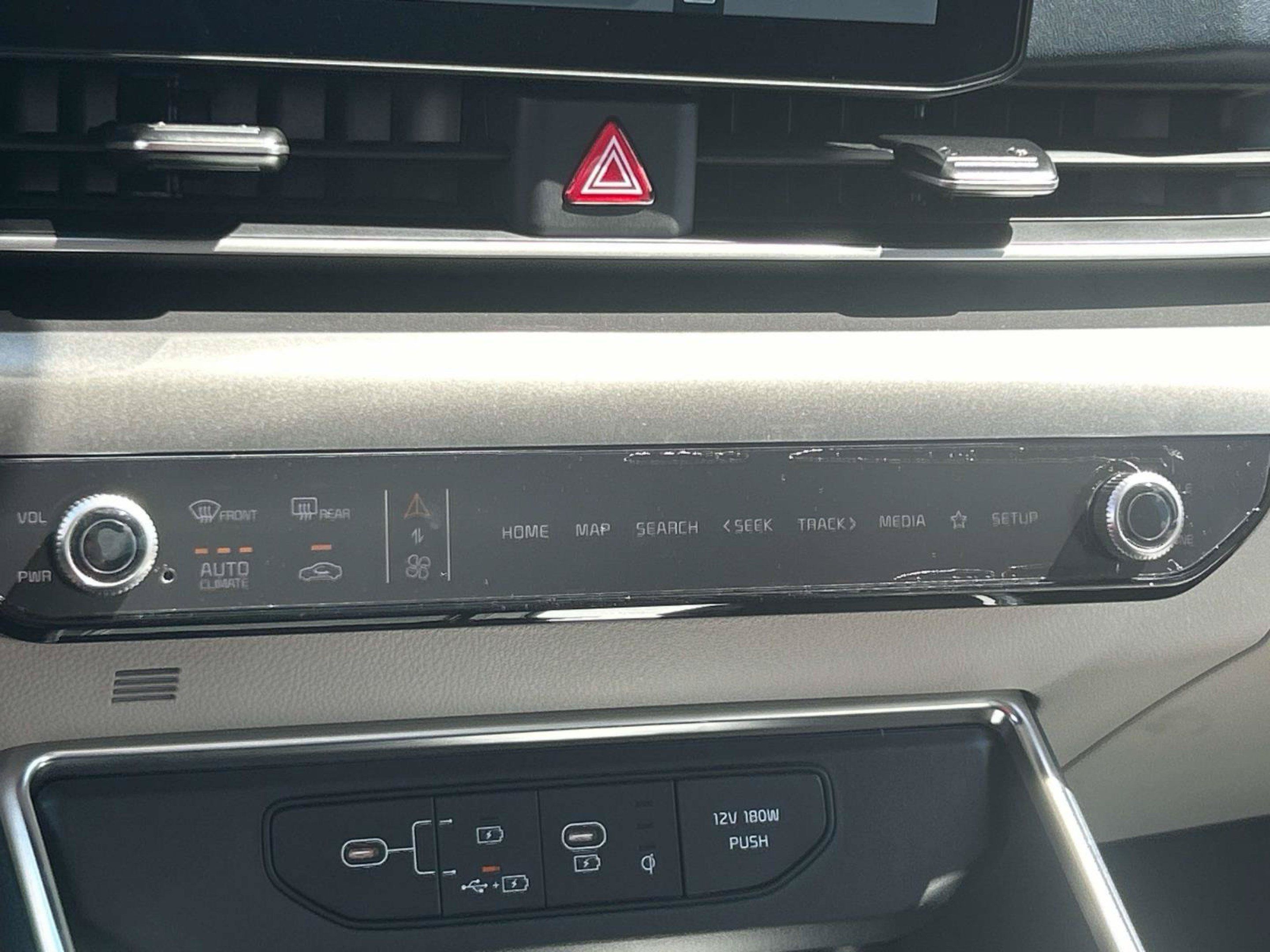 New 2027 Kia Carnival SX FWD image 30