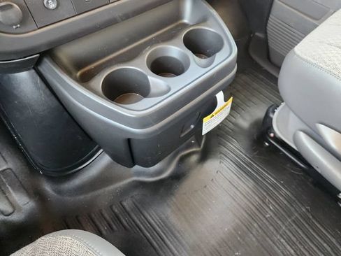 New 2026 Chevrolet Express 3500 RWD image 20