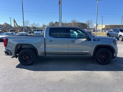 Used 2026 GMC Sierra 1500 Elevation image 8