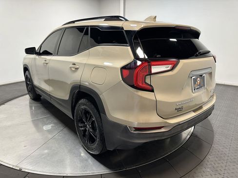 Used 2023 GMC Terrain AT4 AWD/4WD image 9