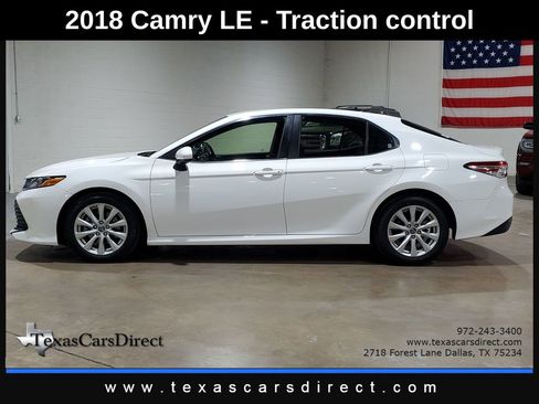 Used 2018 Toyota Camry LE image 12