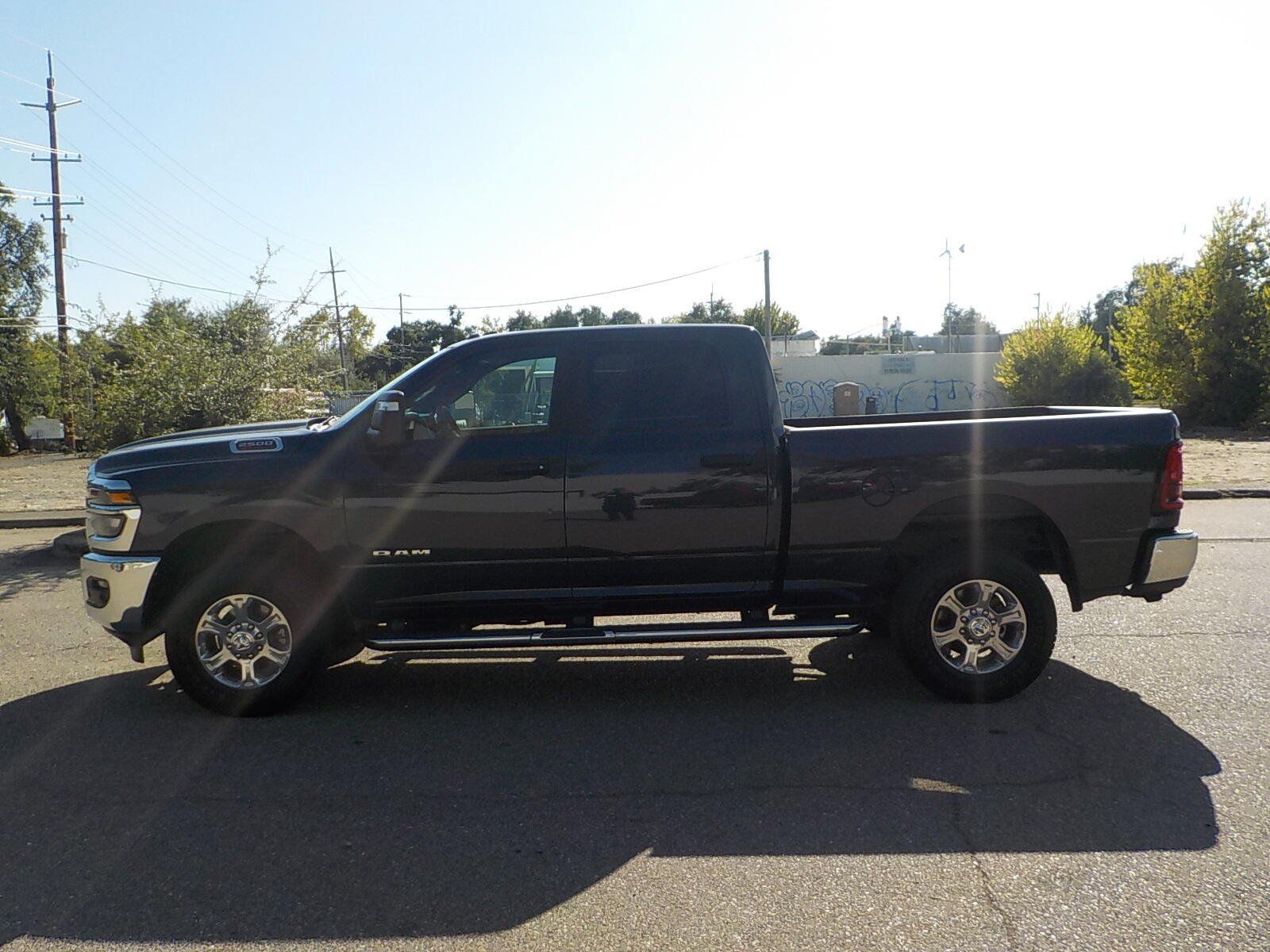 Used 2026 RAM 2500 Big Horn AWD/4WD image 3