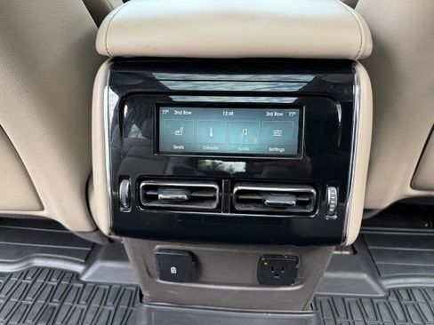 Used 2020 Lincoln Aviator Reserve w/ Equipment Group 202A image 23