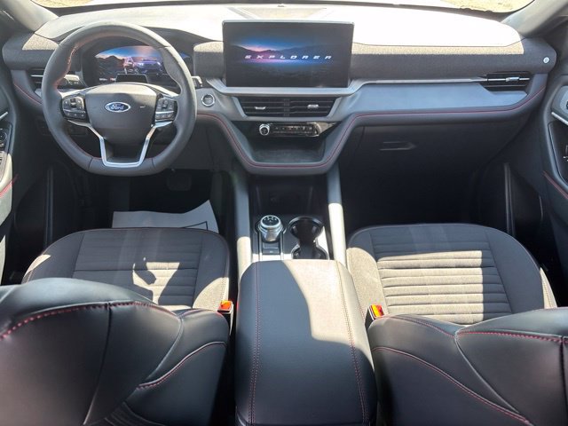 New 2026 Ford Explorer ST-Line AWD/4WD image 3