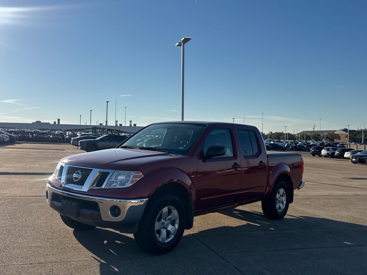 Used 2010 Nissan Frontier SE AWD/4WD image 12