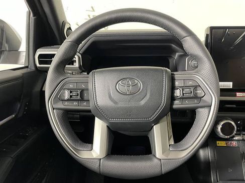 New 2026 Toyota 4Runner Limited w/ Tow Technology Package AWD/4WD image 14