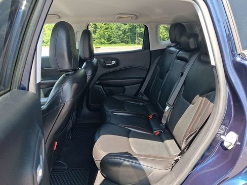 Used 2020 Jeep Compass Trailhawk w/ Leather Interior Group AWD/4WD image 10