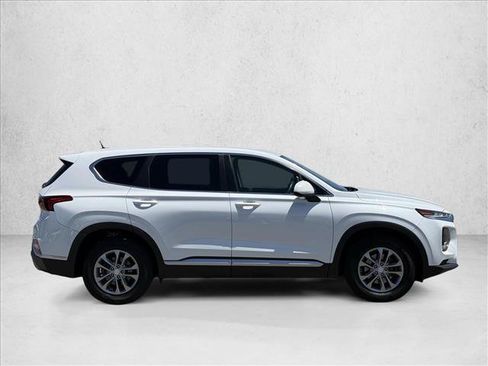Used 2020 Hyundai Santa Fe SE FWD image 4