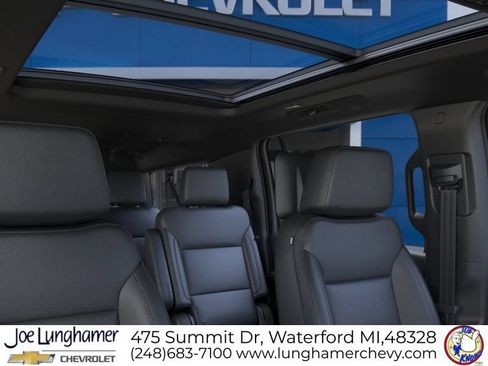 New 2026 Chevrolet Suburban Z71 w/ Z71 Off-Road Package AWD/4WD image 26
