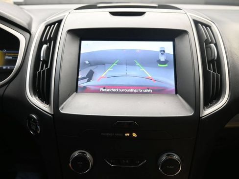 Used 2020 Ford Edge SEL w/ Convenience Package FWD image 12