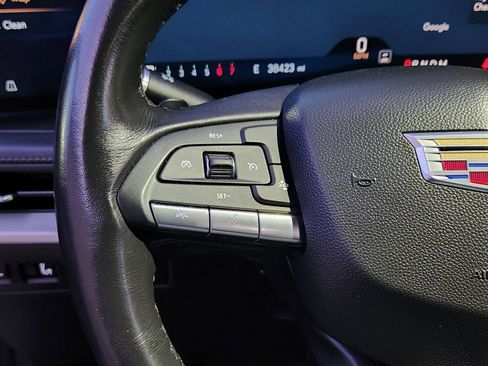 Used 2024 Cadillac XT4 Premium Luxury image 33