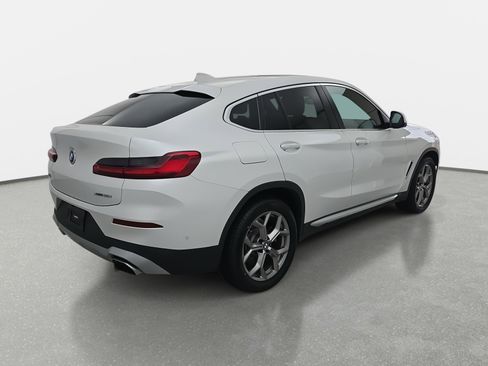 Used 2022 BMW X4 xDrive30i w/ Parking Assistance Package image 3
