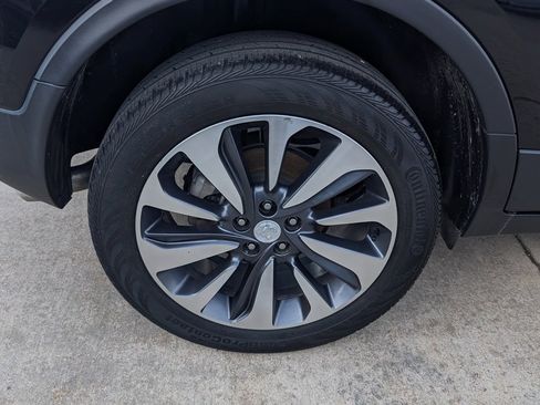 Used 2022 Buick Encore Preferred w/ Safety Package image 17