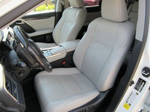 Used 2021 Lexus RX 450h AWD w/ Luxury Package image 19