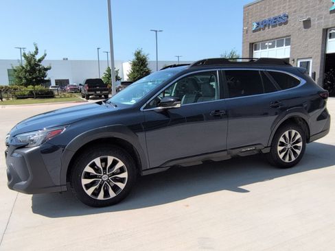 Used 2023 Subaru Outback Limited AWD/4WD image 2
