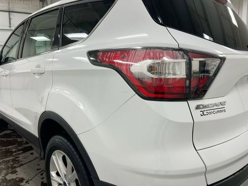 Used 2017 Ford Escape SE FWD image 30
