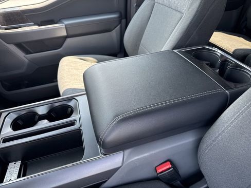 Certified 2022 Ford F150 XLT w/ Equipment Group 302A High image 32