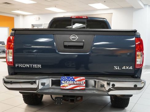 Used 2016 Nissan Frontier SL image 12