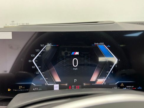New 2026 BMW X7 xDrive40i w/ M Sport Package AWD/4WD image 17