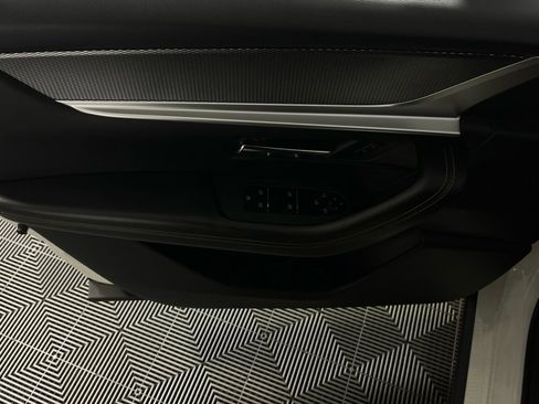 Used 2024 MAZDA CX-90 Plug-In Hybrid w/ Premium Plus image 28