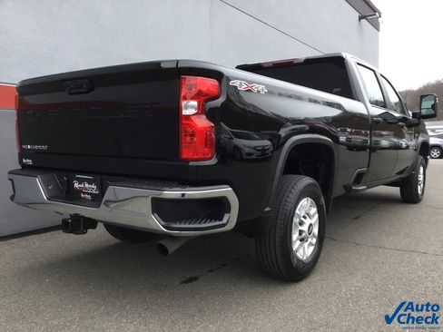 Used 2021 Chevrolet Silverado 2500 W/T w/ WT Convenience Package image 9