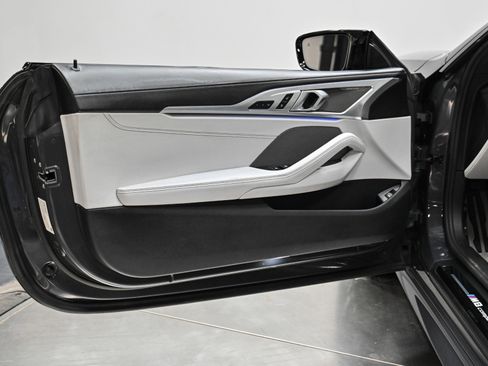 Used 2022 BMW M8 Competition image 21